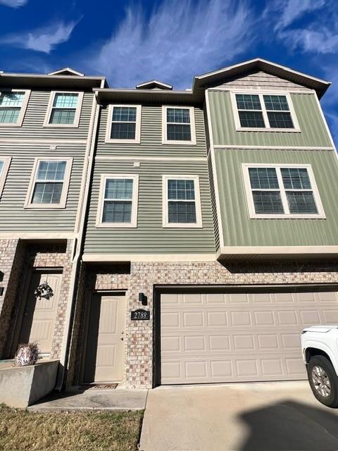 Building Photo - 2788 Auburn Dr