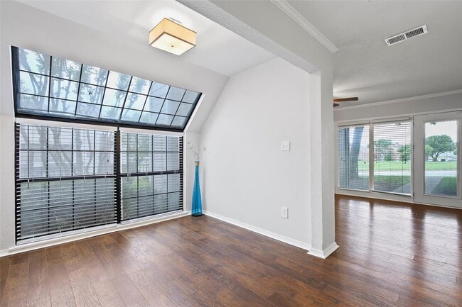 Building Photo - 5718 Marvin Loving Dr