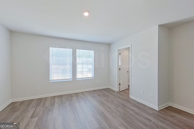 Building Photo - 337 Ironwood Ct