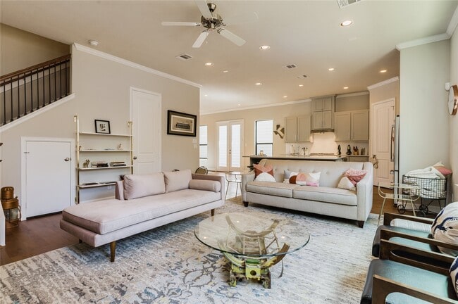 Building Photo - 4014 Woodhead St