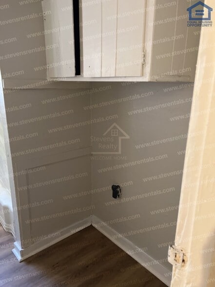 Building Photo - 5417 Slayton Ave