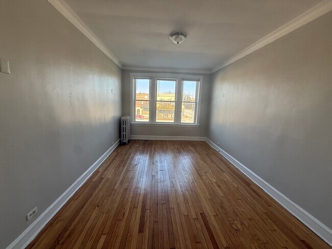 Building Photo - 2206 S 57th Ave