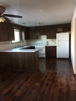 Kitchen/dining room - 1930 N 14th St