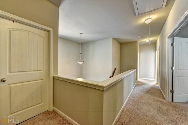 Building Photo - 2245 Black Pebble Cir