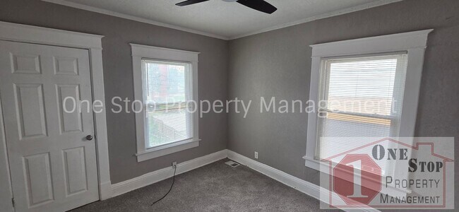 Building Photo - Beautiful 3 Bedroom 2 Bathroom in Kansas City!