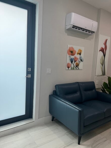 Building Photo - 19950 SW 132nd Ct