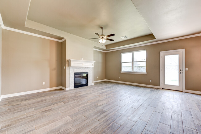 Building Photo - 12606 Shady Glen
