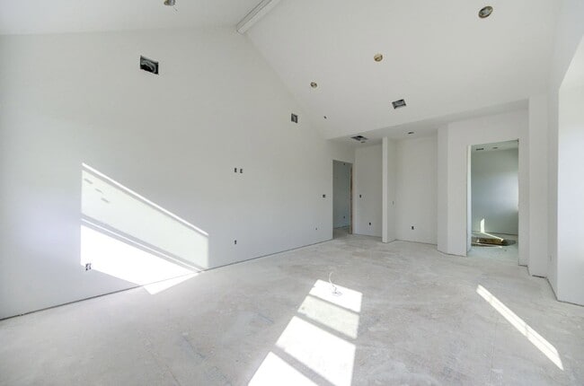 Building Photo - 1726 Wilde Rock Way