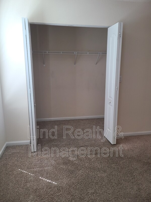 Building Photo - 7737 Legacy Trl
