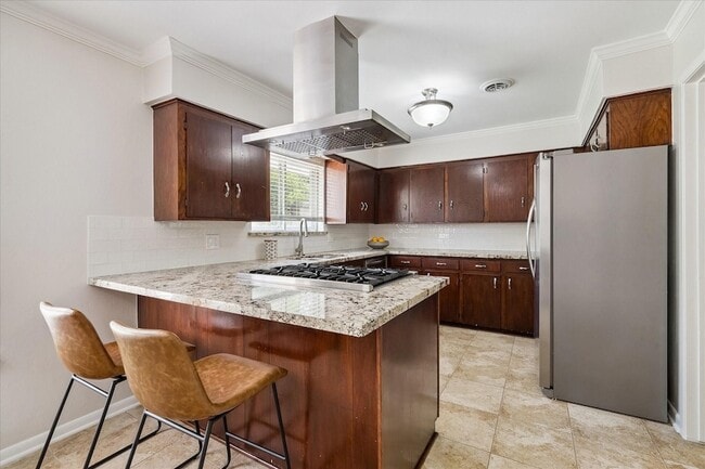 Building Photo - 9777 Larston St