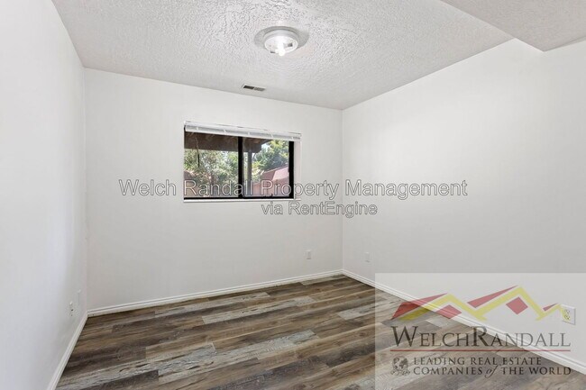 Building Photo - 460 W 100 N