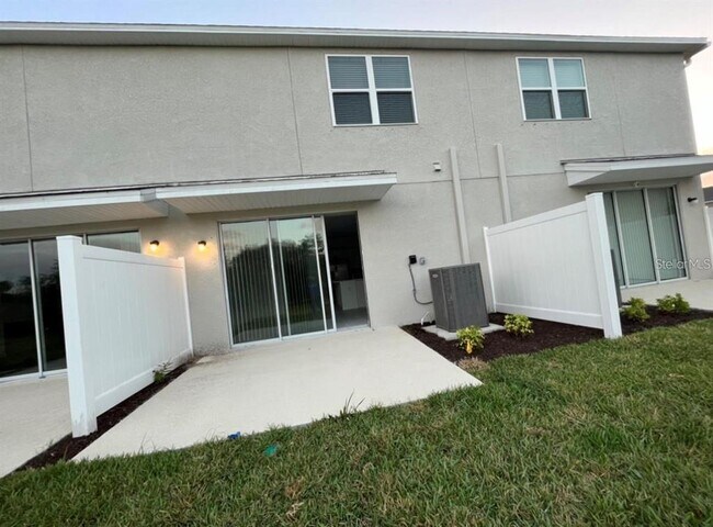 Building Photo - 8589 Lunar Skye St
