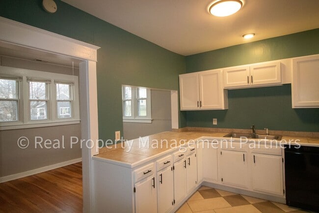 Building Photo - Baraga Duplex