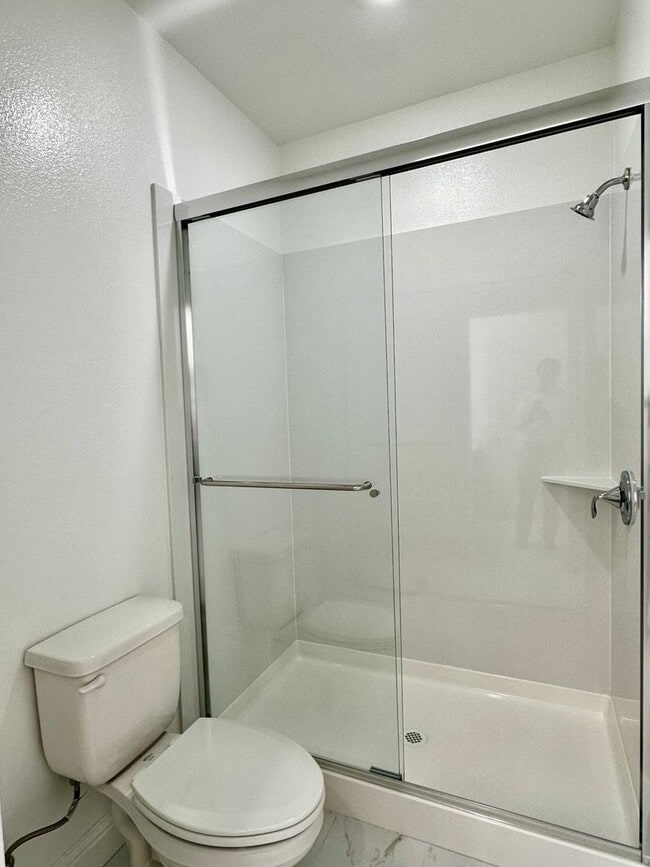 Building Photo - New Luxury Townhouse in Saratoga