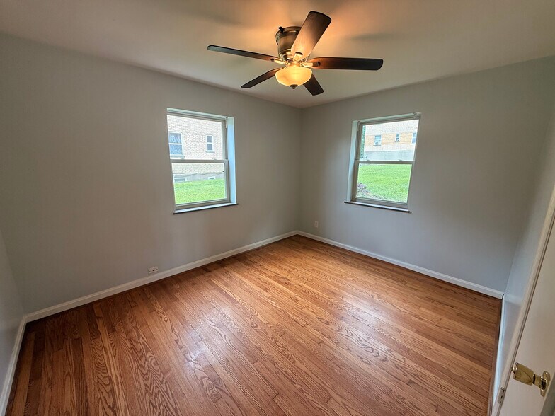 Building Photo - 6603 Bantry Ave