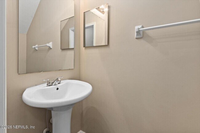 Building Photo - 8618 Ribbon Falls Ln
