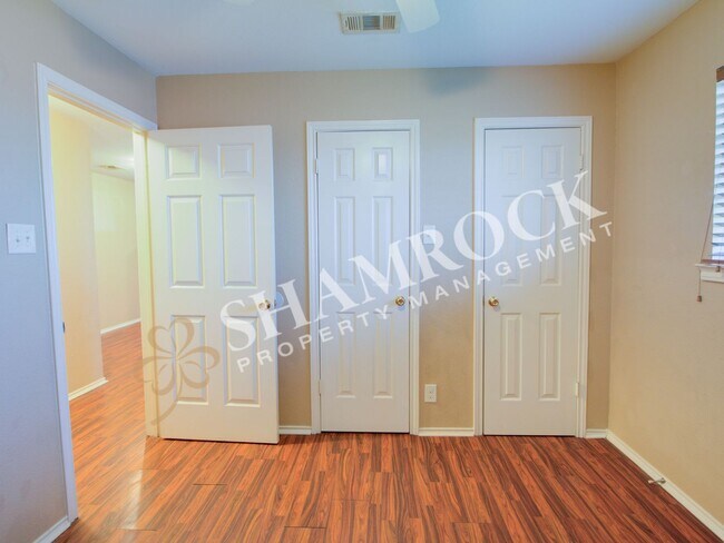 Building Photo - 1419 Chapel Ridge Rd