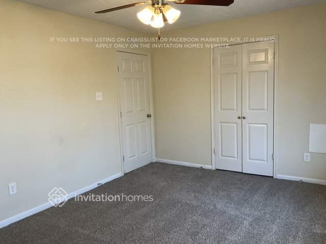 Building Photo - 14423 Sun Harbor Dr