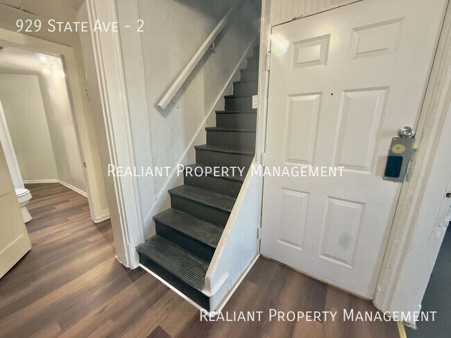 Building Photo - 929 State Ave