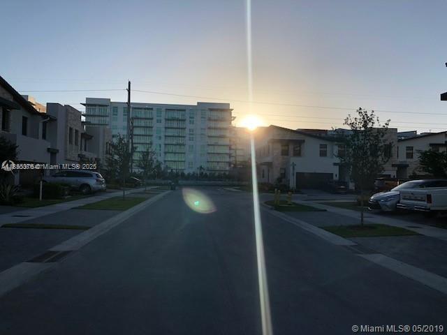 Building Photo - 10552 NW 78th Terrace