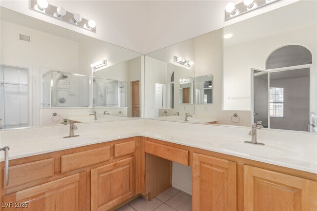 Building Photo - 5433 Honey Mesquite Ln