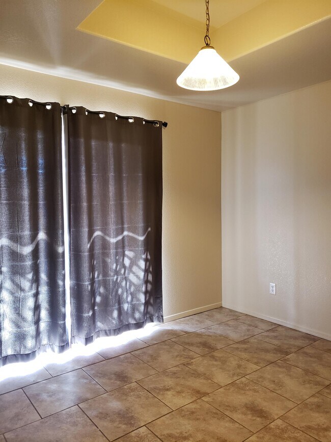 Building Photo - 3854 Van Ess Ct