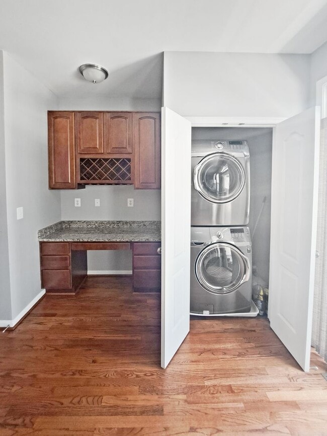 Building Photo - 1701 Walcott Ln