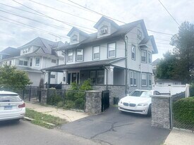 Building Photo - 64 Livingston Pl