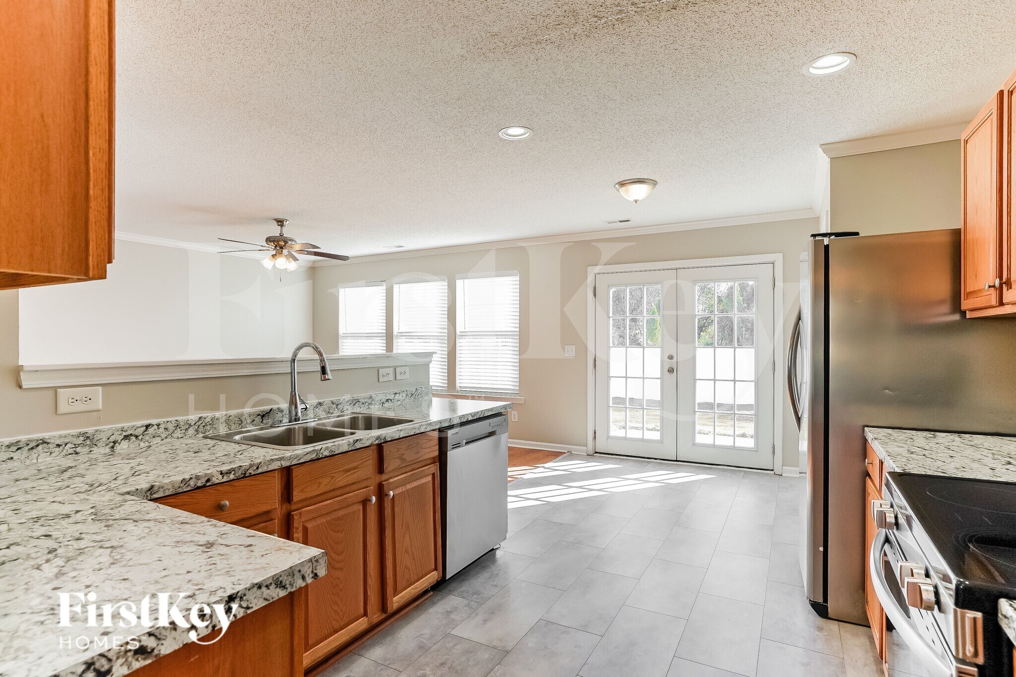 Building Photo - 7264 Great Laurel Dr