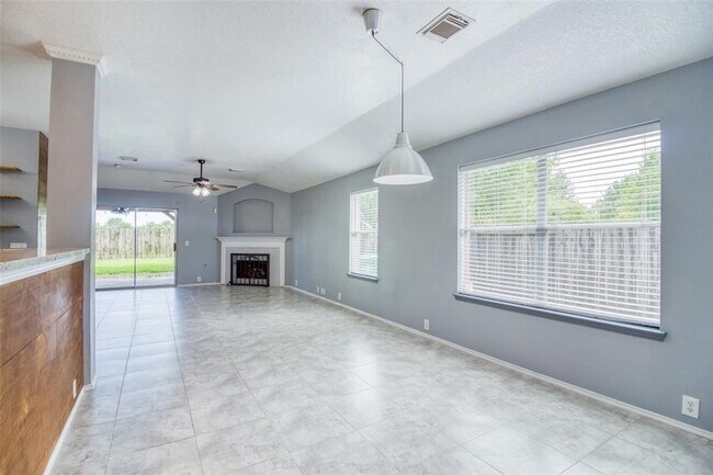 Building Photo - 21222 Somerset Park Ln