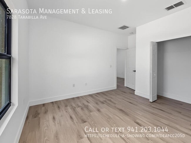 Building Photo - 7828 Tarabilla Ave