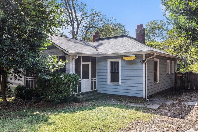 Primary Photo - 2 bdrm, 2 bath home in Grant Park