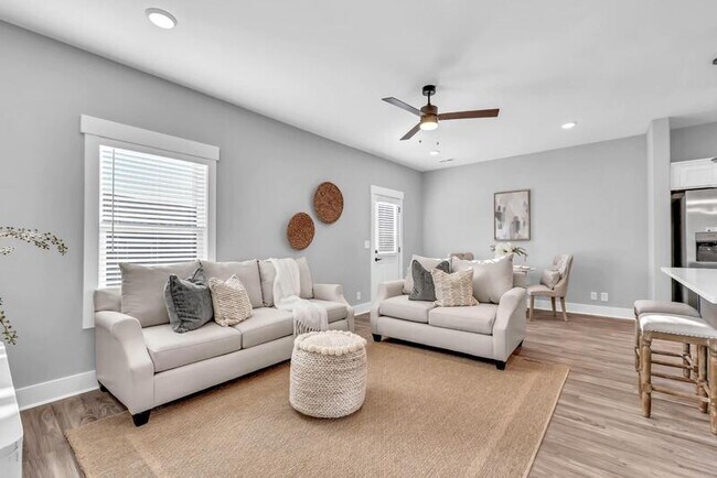 Building Photo - 1504 Jonathan Wade Cir
