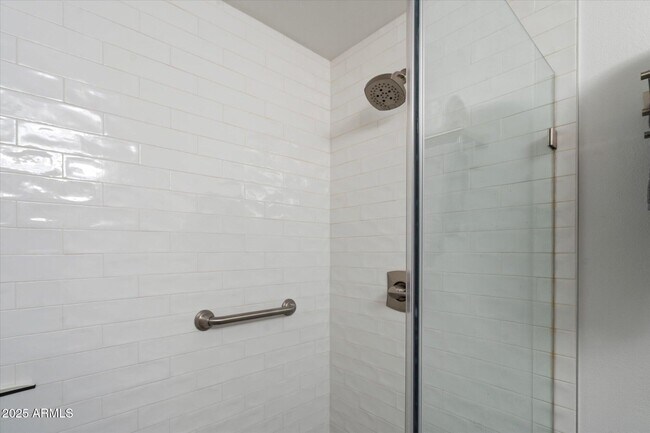 Building Photo - 6900 E Princess Dr