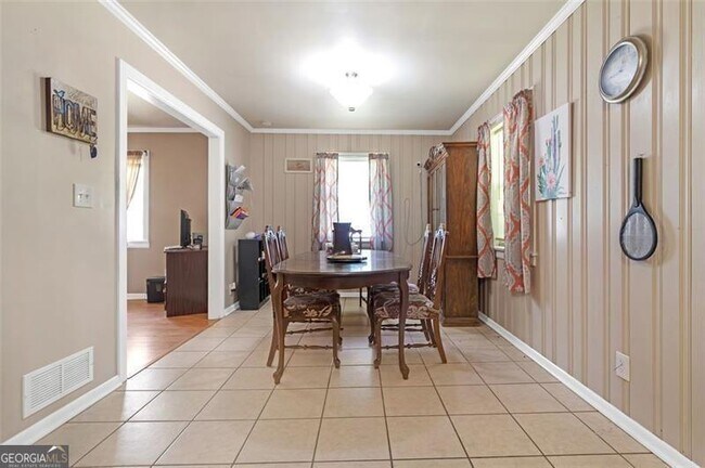 Building Photo - 306 Laney Rd