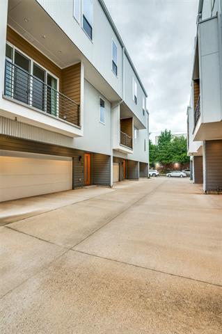 Building Photo - 3812 San Jacinto St
