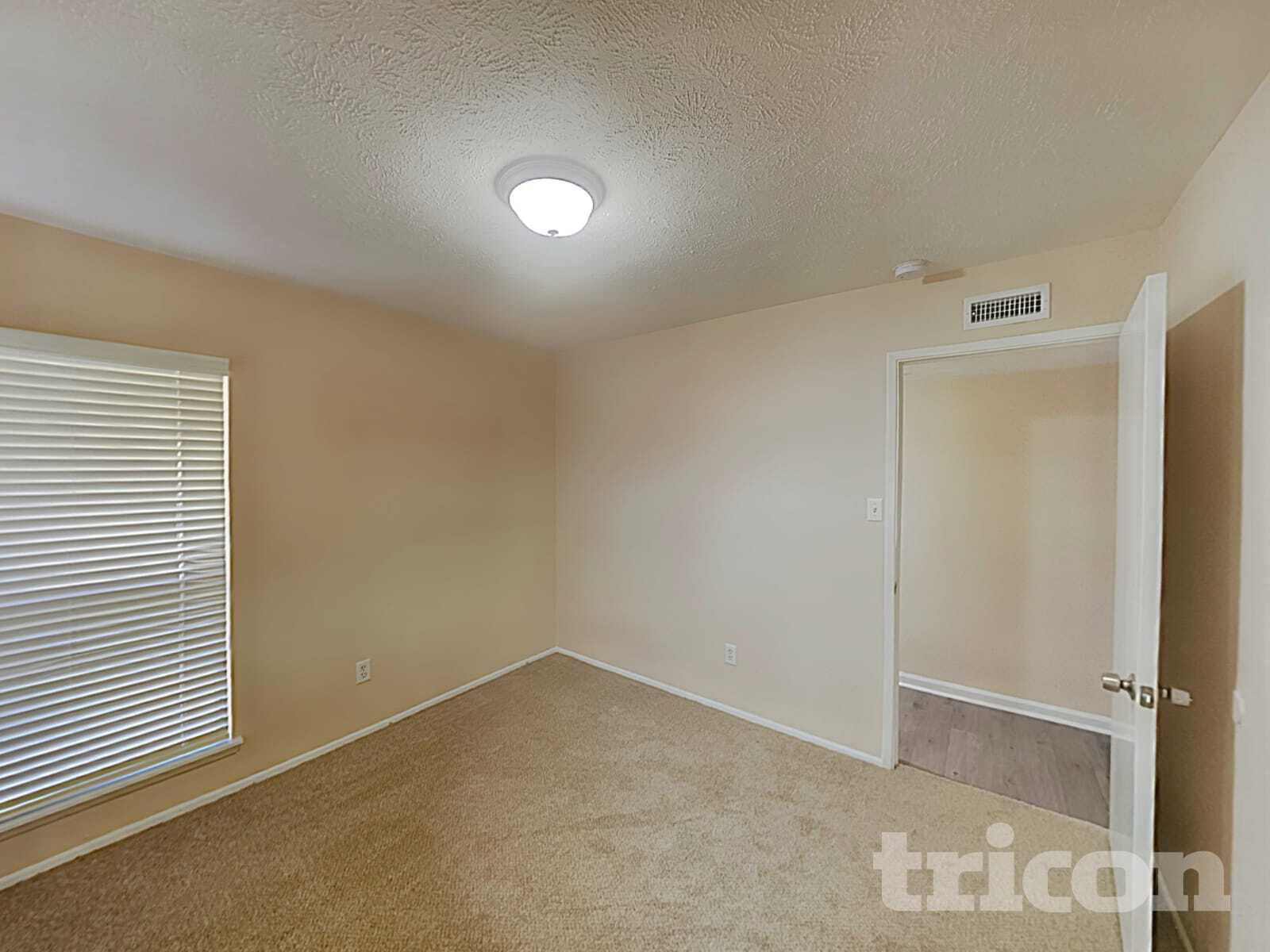 Building Photo - 17503 Nordway Dr