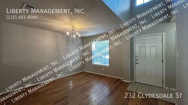 Building Photo - 232 Clydesdale St