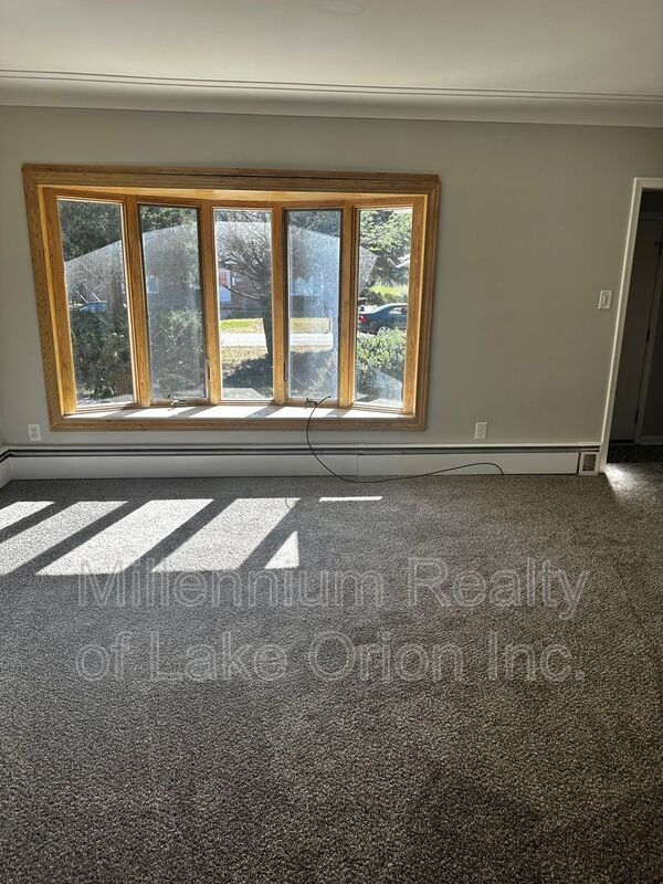 Building Photo - 22031 Lester St