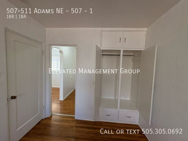 Building Photo - 507-511 Adams NE - 507-1