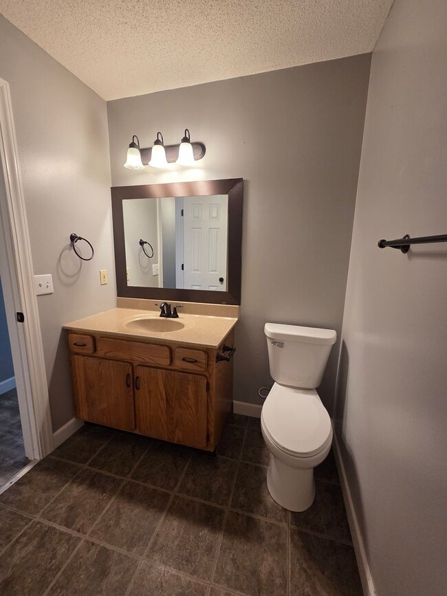 Building Photo - Gorgeous Corner lot Home for Rent!