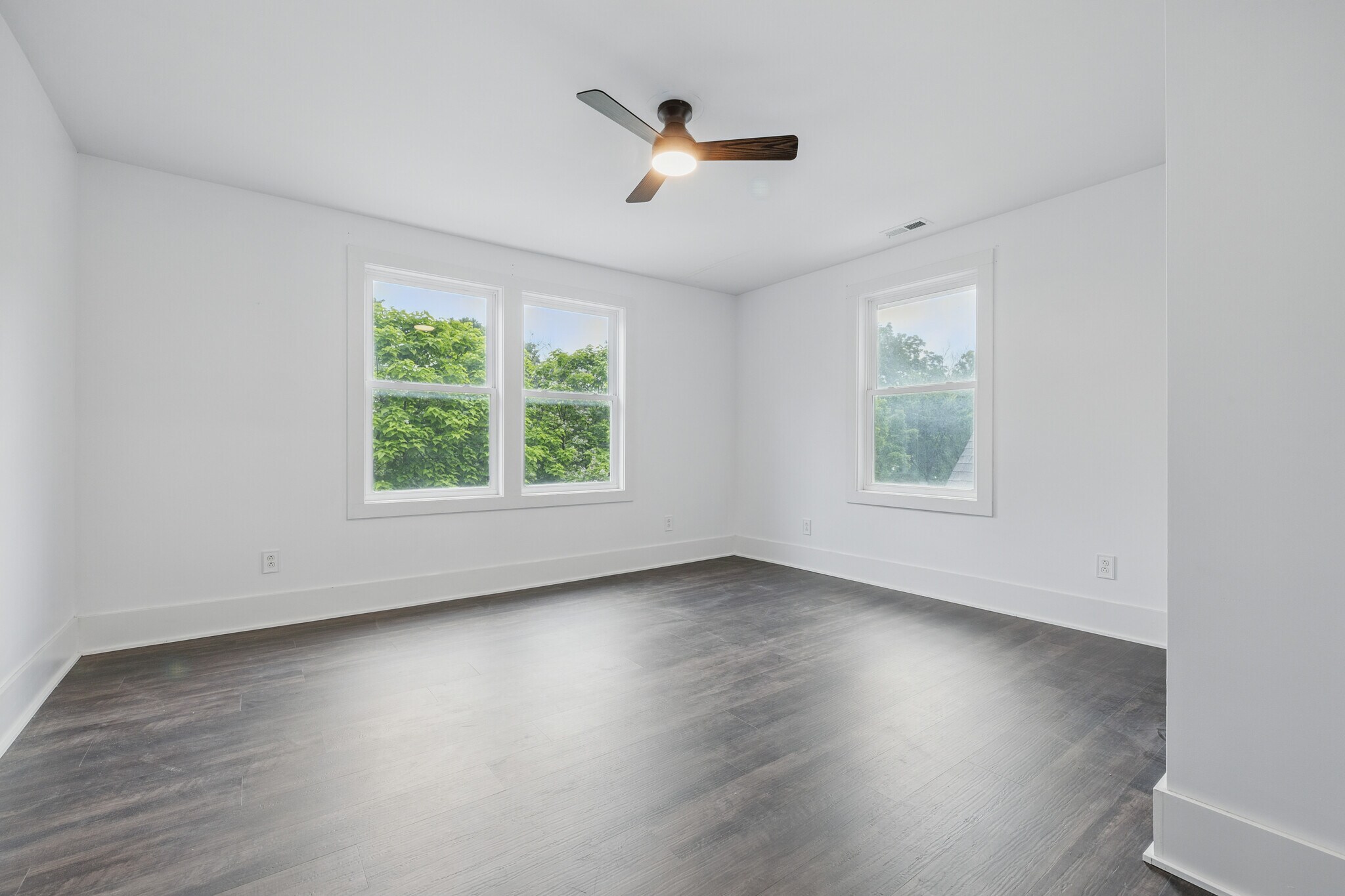 Building Photo - 1613 Nowland Ave