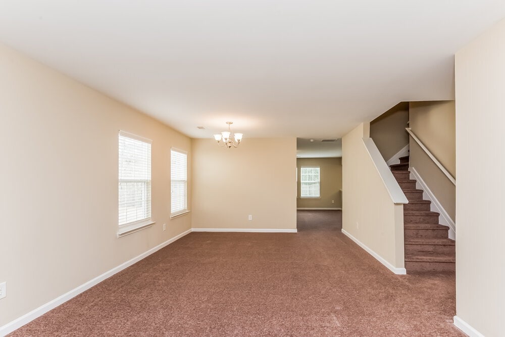 Building Photo - 2890 Centerglen Ln