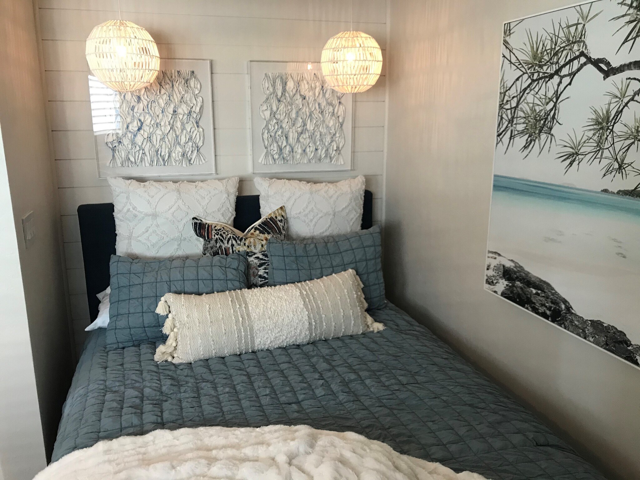 Second Bedroom - 827 San Luis Rey Pl