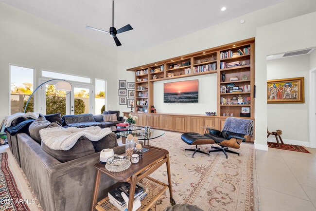 Building Photo - 6139 N 31st Ct