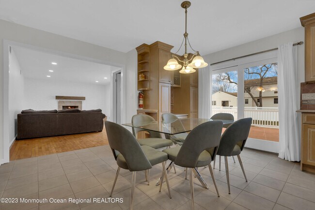 Building Photo - 65 Fulton Ave