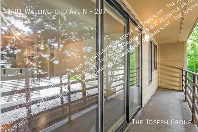Building Photo - 3401 Wallingford Ave N