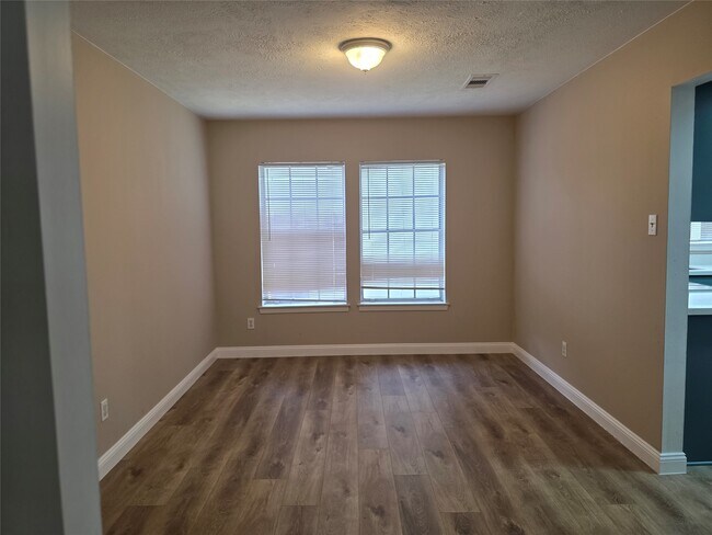 Building Photo - 11350 Raven View Dr