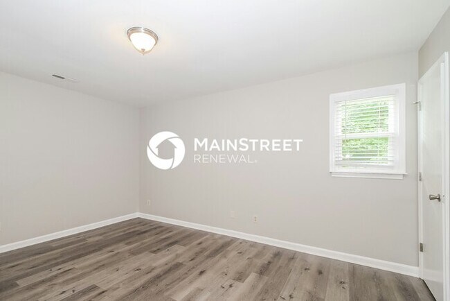 Building Photo - 3 Bedroom Pet-Friendly Home in Winston-Sal...