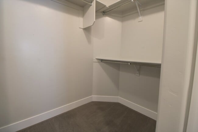 Building Photo - Pet Friendly Lehi Townhome